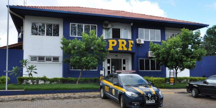PRF divulga novos telefones de suas delegacias regionais no Paraná