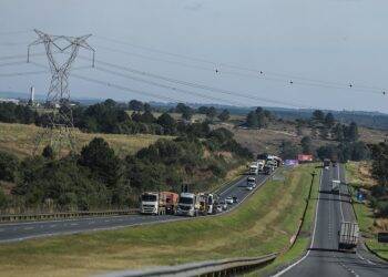 Estado divulga pontos de apoio aos caminhoneiros