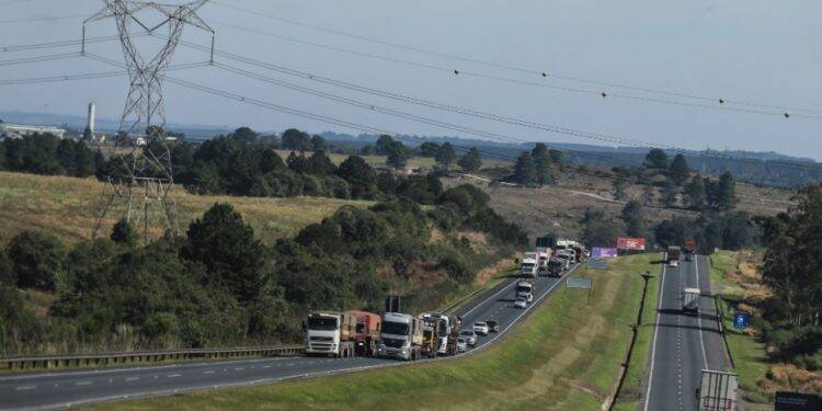 Estado divulga pontos de apoio aos caminhoneiros