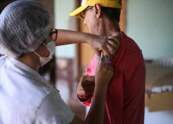 Saúde vacinou mais de 26 mil idosos contra a gripe