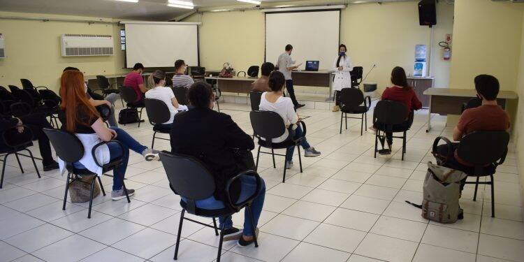 Prefeitura autoriza retomada dos cursos presenciais na próxima segunda-feira (11)