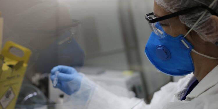 Saúde amplia critérios de testagem para Covid-19