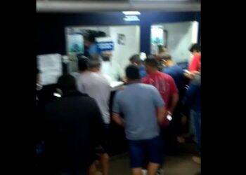 Receita Federal se manifesta após aglomeração de caminhoneiros no Porto Seco