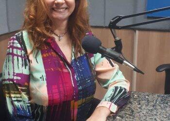 “Faltam dados para o enfrentamento da pandemia no Brasil”, diz infectologista Flávia Trench