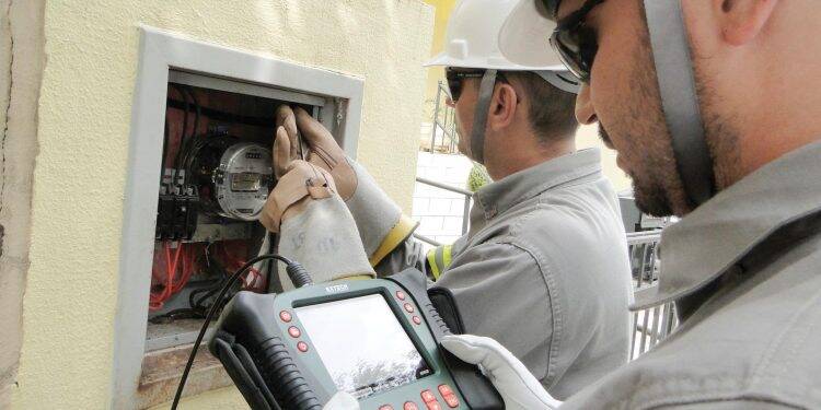 Juiz proíbe Copel de cortar energia da hotelaria e gastronomia