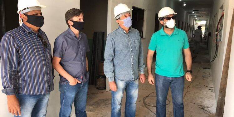 Obras da Unidade Especial de Terapia de Doenças Infecciosas (UETDI) tem ritmo acelerado