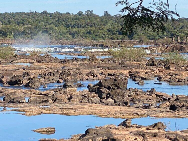 Cataratas do Iguaçu em tempos de estiagem e Covid-19