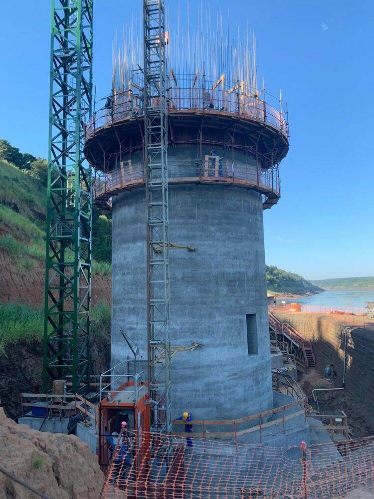 Lançamento da pedra fundamental da Ponte da Integração completa um ano
