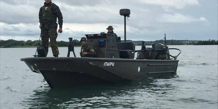 Buscas por soldado desaparecido no Rio Paraná seguem nesta quinta-feira, 14