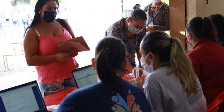Distribuição do “Cartão Comida Boa” começa na segunda-feira (18)