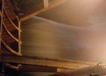 Após quase um ano fechado, vertedouro da Itaipu foi reaberto nesta madrugada