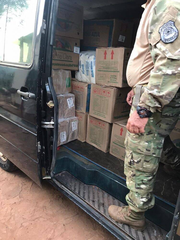 Polícia Federal apreende quase duas toneladas de alimento que seriam levadas ao Paraguai