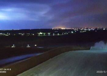 Com chuva, vertedouro de Itaipu permanece mais tempo aberto nesta sexta-feira, 22