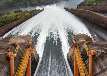 Operação de Itaipu para ajudar na navegação no Rio Paraná termina na sexta, 29