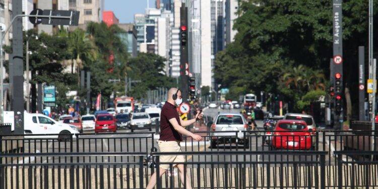 Câmara Federal conclui votação sobre uso obrigatório de máscara