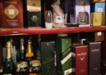 PF deflagra “Operação Champagne” de combate ao comércio ilegal de bebidas, eletrônicos, agrotóxicos e cigarros