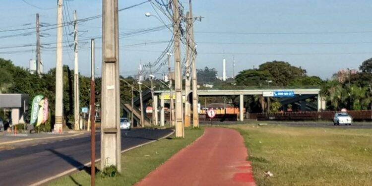 Placas indicando mão única na Sérgio Gasparetto foram furtadas