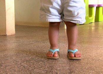 Covid-19: criança de 1 ano está infectada em Foz; Veja como proteger seu filho