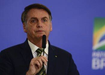 Bolsonaro sanciona parcialmente lei que transforma Embratur em Agência