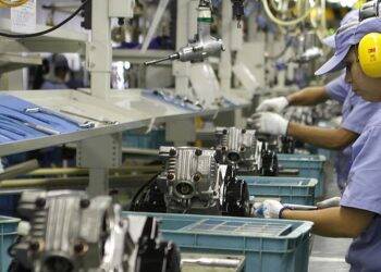 Produção industrial cai quase 5% no Paraná em março, diz IBGE