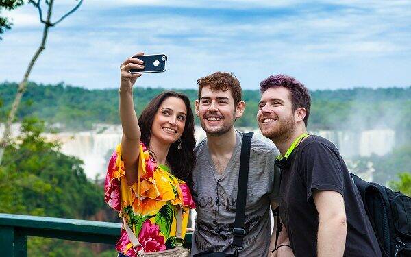 Retomada do turismo de Foz terá live solidária, respeito à vida e mensagem positiva