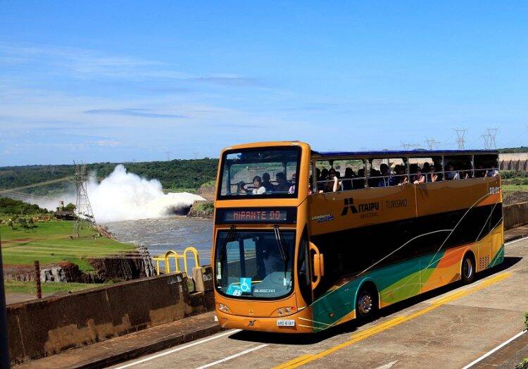 Foz do Iguaçu reabre para o turismo e aplicará testes de Covid-19 em visitantes