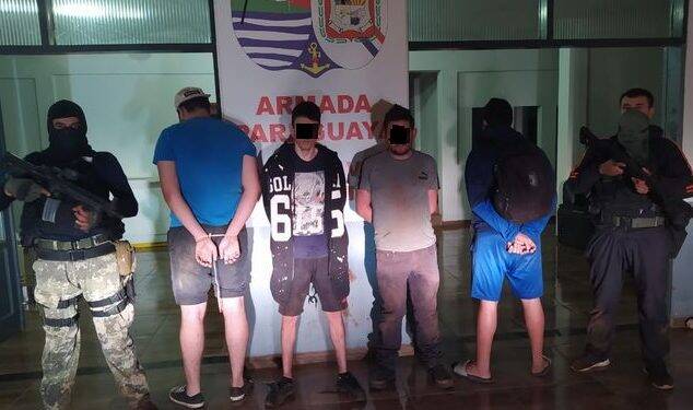 Quatro paraguaios são presos tentando atravessar o Rio Paraná com contrabando