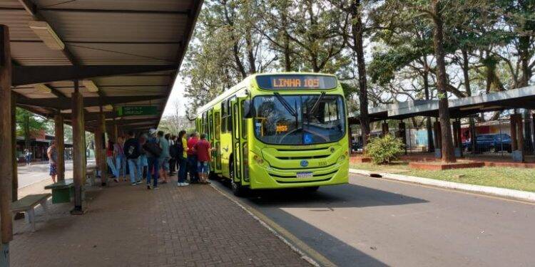 ACIFI requer mais ônibus e horários no transporte coletivo