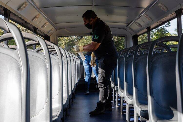 Primeiros visitantes de Itaipu elogiam segurança e querem voltar