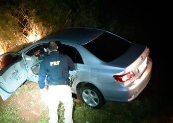 Veículo roubado em Foz é recuperado pela PRF em Santa Terezinha de Itaipu