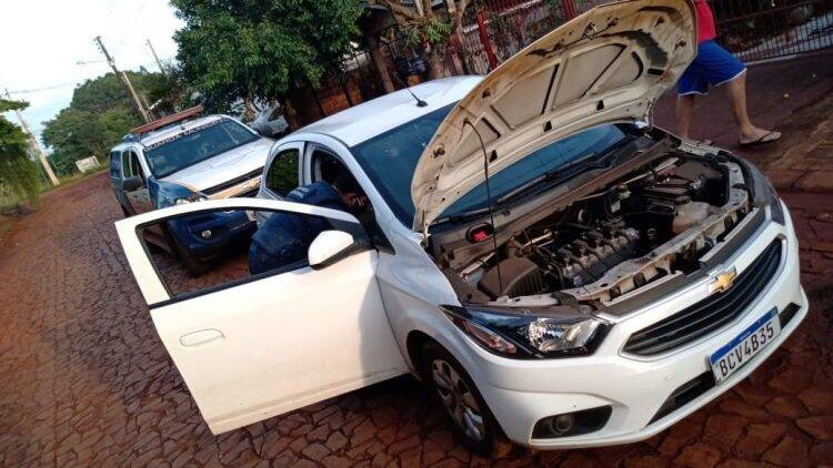 Guarda Municipal recupera veículo furtado durante a madrugada