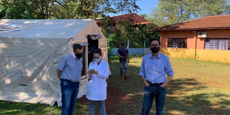 Médicos do Hospital Municipal visitam aldeia Ocoy que enfrenta surto de Covid-19