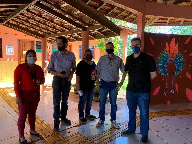 Médicos do Hospital Municipal visitam aldeia Ocoy que enfrenta surto de Covid-19