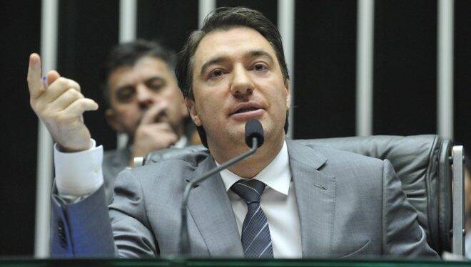 Giacobo defende aprovação rápida do auxílio ao turismo no Senado