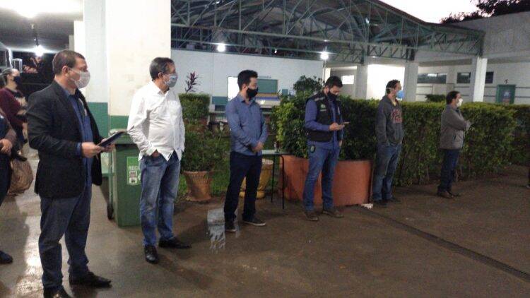 Começa primeiro dia de bloqueio em bairro de Foz do Iguaçu