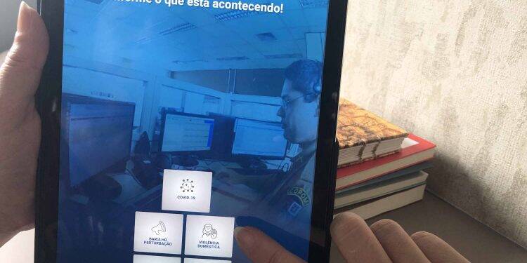 Cidadão pode denunciar aglomerações pelo aplicativo 190 PR