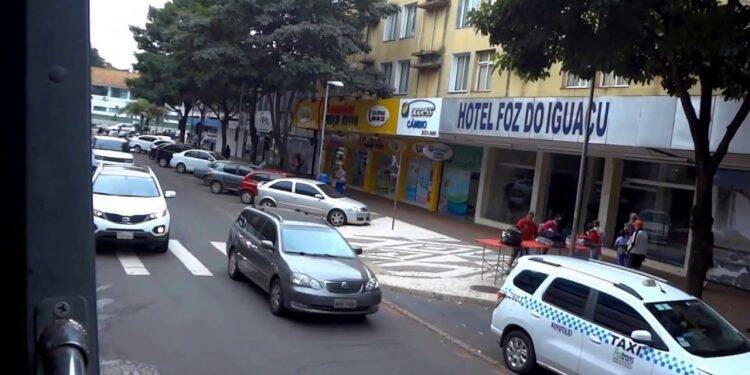 Estudo aponta baixa transmissão de Covid-19 no comércio em Foz