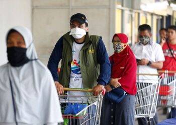 Foz: central encontra paciente no mercado ao ligar para informar teste positivo de Covid-19