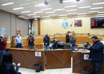 Trabalhadores do turismo e do transporte escolar apresentam proposta para auxílio emergencial