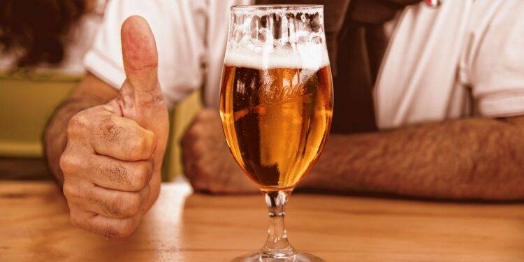 Ratinho implanta Lei Seca no Paraná a partir das 22 horas para conter Covid-19