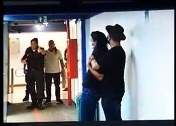 Homem invade sede da TV Globo e faz repórter de refém