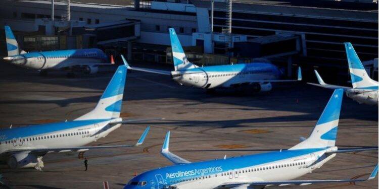 Argentina adia retomada de voos domésticos, previsto para o dia 15
