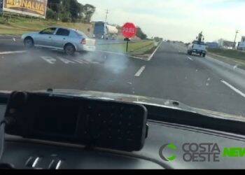 Após tentativa de fuga mulher é presa pela PRF na BR-277; vídeo