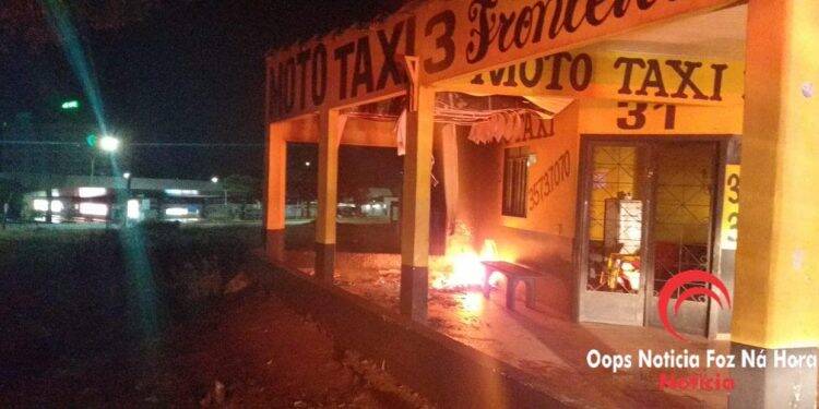 Morador de rua morre carbonizado ao ter corpo incendiado por outra pessoa