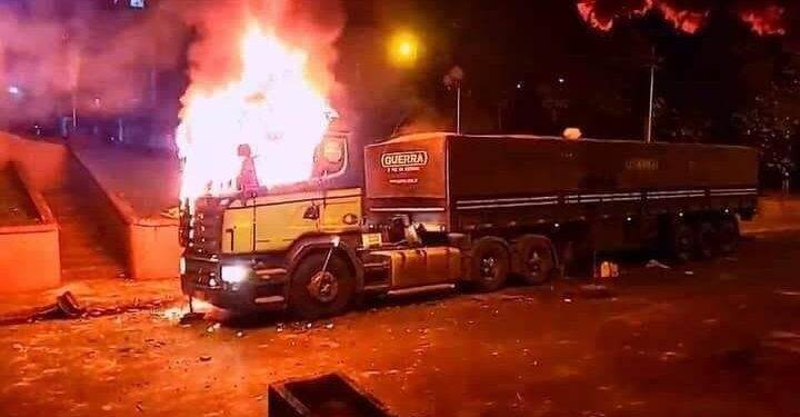 56 pessoas são presas depois do protestos em Cidade do Leste