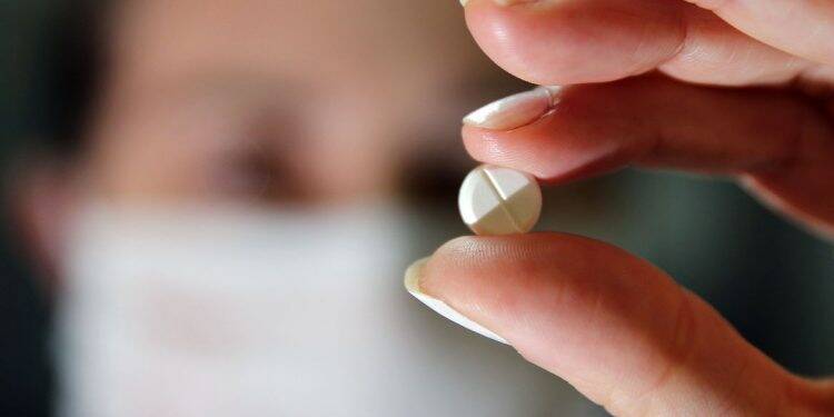 Anvisa proíbe venda sem receita de cloroquina e ivermectina