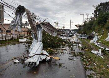 Ciclone que atingiu região Sul na terça, 30, deixou nove mortos
