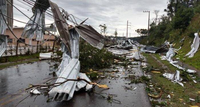 Ciclone que atingiu região Sul na terça, 30, deixou nove mortos