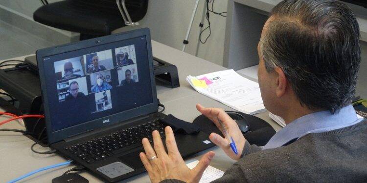 ACIFI apresenta reivindicações ao prefeito Chico Brasileiro