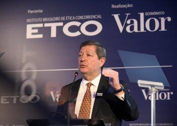 54% dos cigarros vendidos no Brasil são contrabandeados